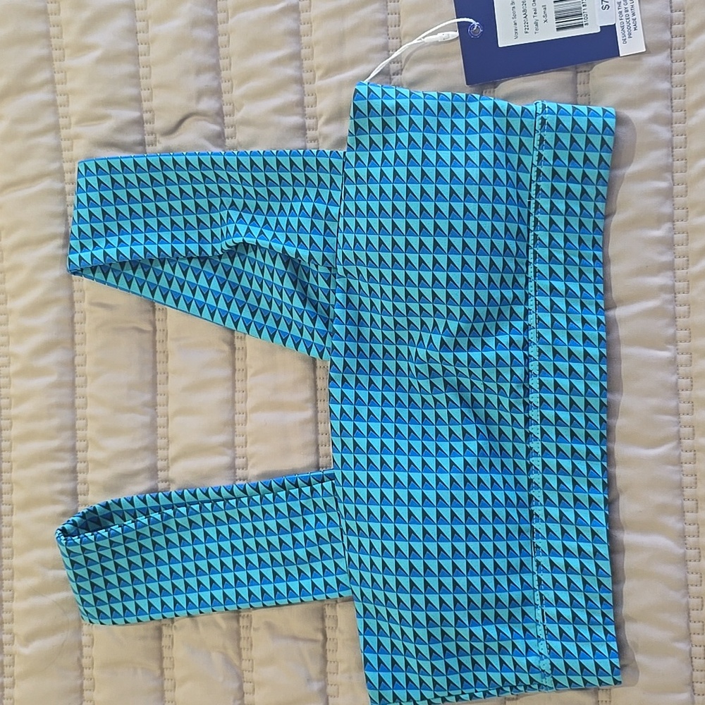 NWT Addison Bay Morovian sport bra